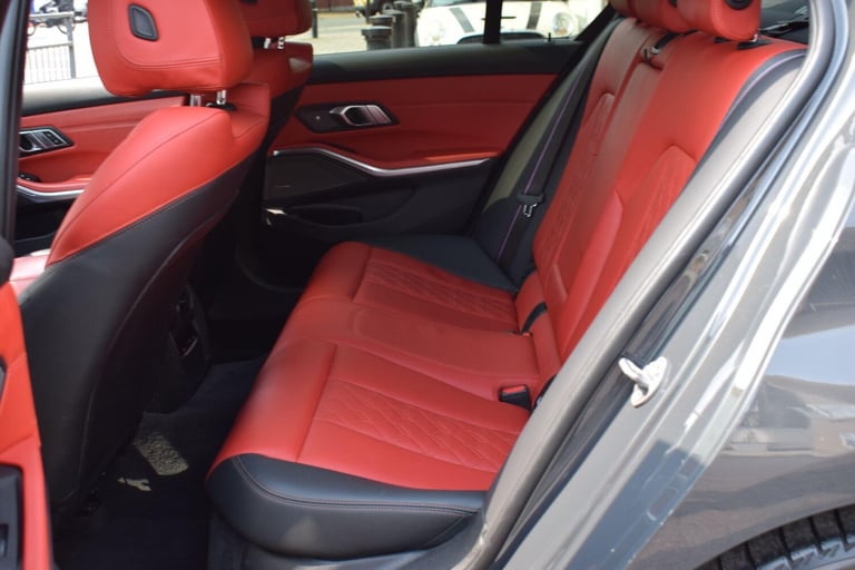 2021 BMW 3 Series 2.0 330e 12kWh M Sport Pro Edition Auto xDrive Euro 6 (s/s) 4dr SALOON Petrol/E...
