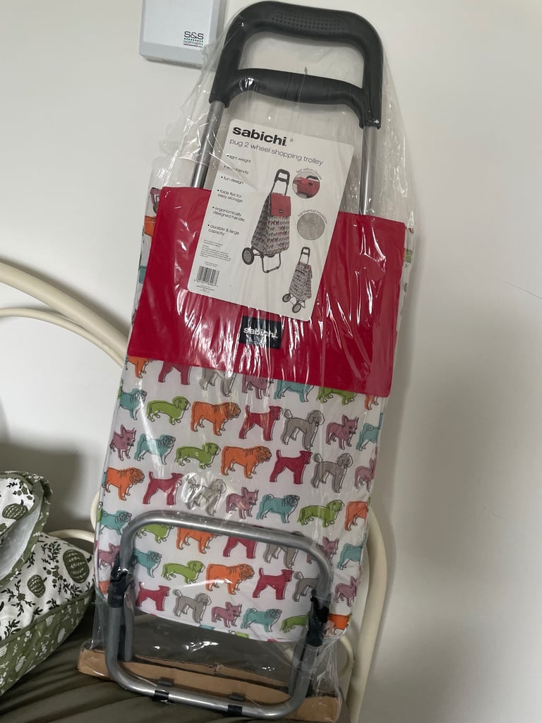 Sabichi dog 2 wheeled shopping trolley new 