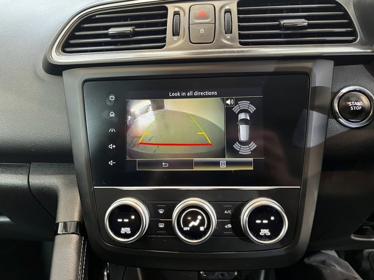 2019 Renault Kadjar 1.3 TCe Iconic SUV 5dr Petrol Manual Euro 6 (s/s) (140 ps) HATCHBACK Petrol M...