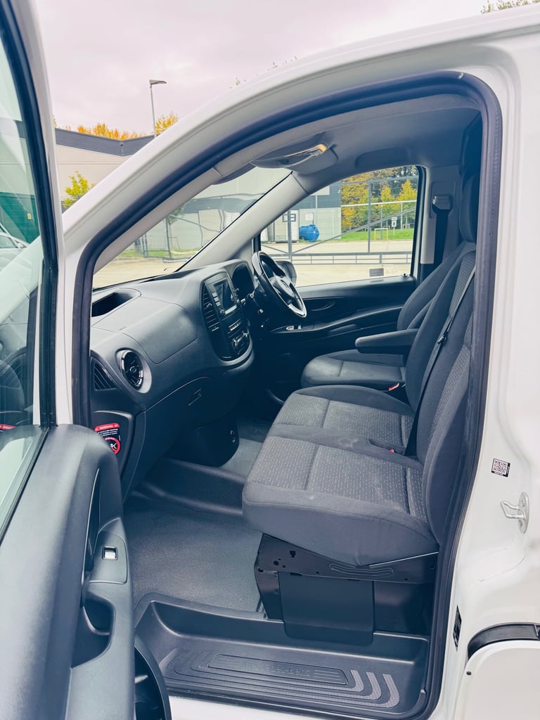 2021 Mercedes-Benz Vito 114CDI Progressive Van 9G-Tronic, 115K MILES, AUTOMATIC PANEL VAN Diesel ...