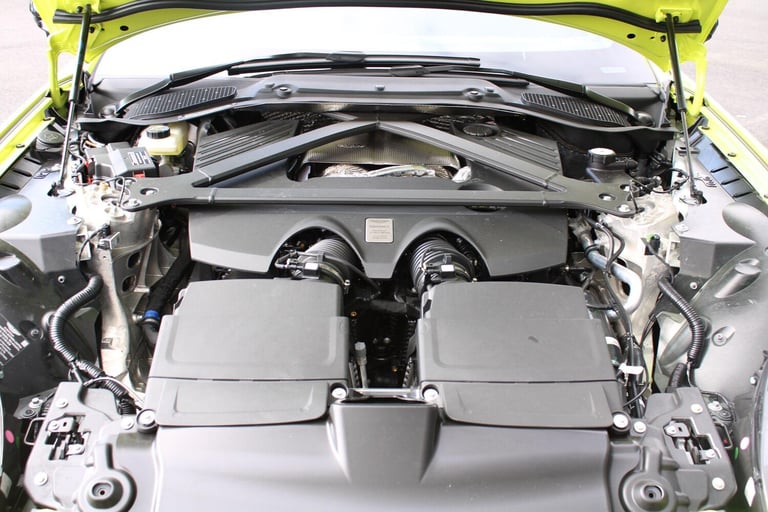  Aston Martin Vantage 4.0 V8 Auto Euro 6 2dr Petrol Automatic