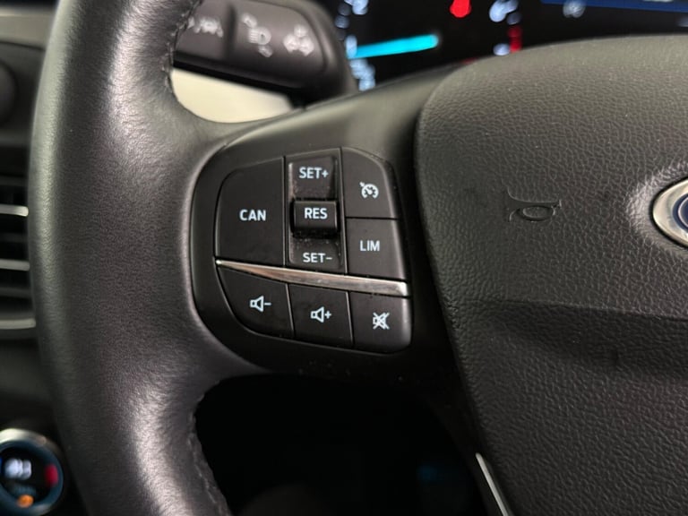 2020 Ford Focus 1.0T EcoBoost Titanium Euro 6 (s/s) 5dr HATCHBACK Petrol Manual