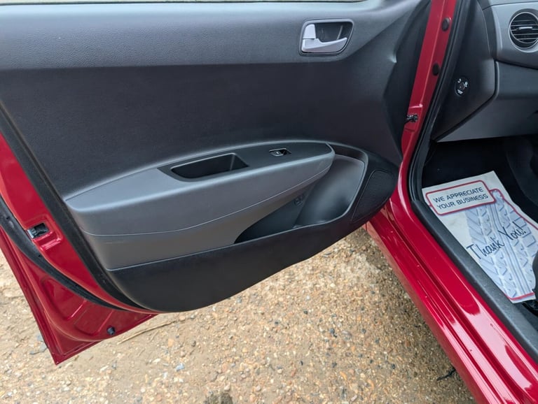 2017 Hyundai i10 1.2 Premium 5dr HATCHBACK PETROL Manual