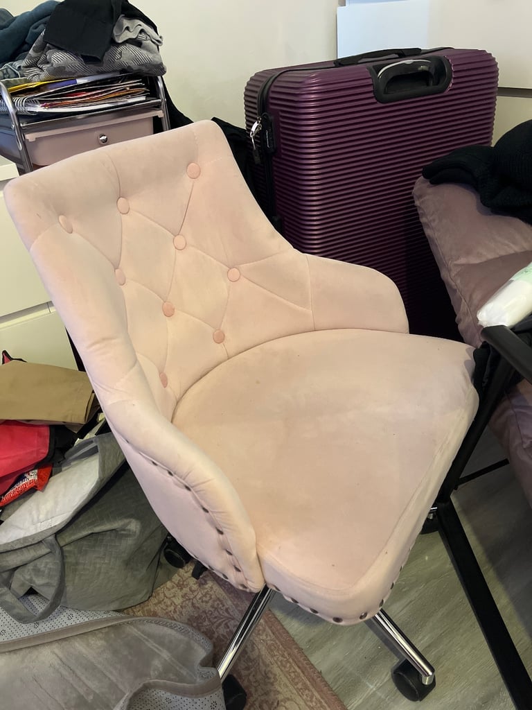 image for Pink swirly chair 