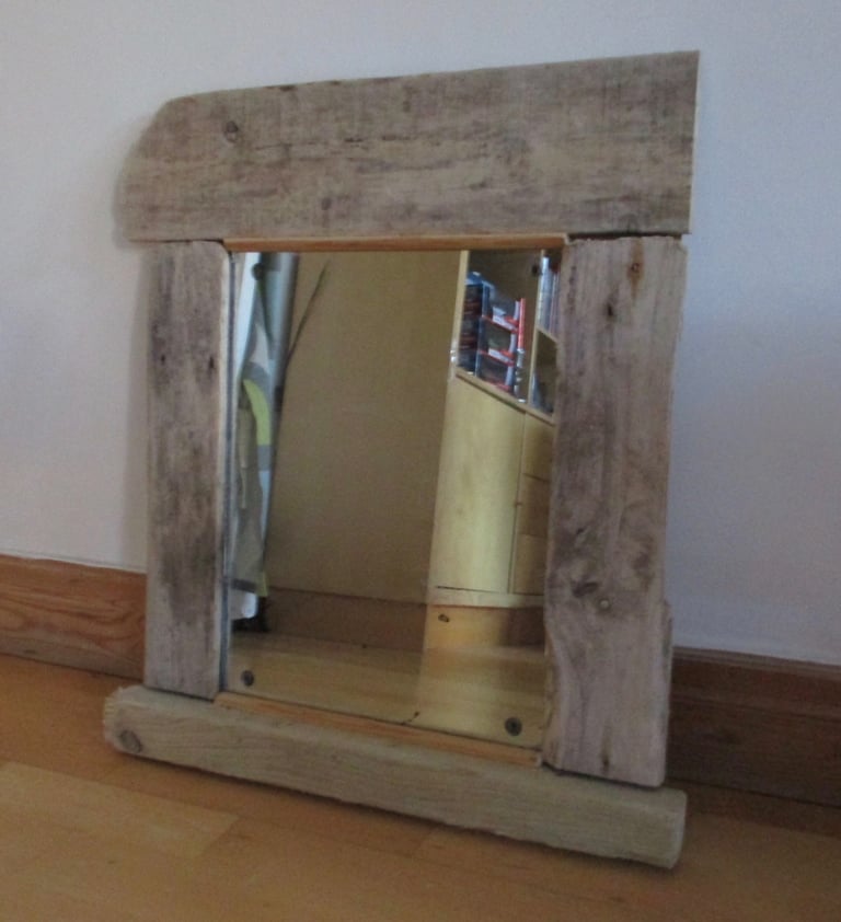 DRIFT WOOD VINTAGE MIRROR 52cm x 58cm COLLECTION ONLY