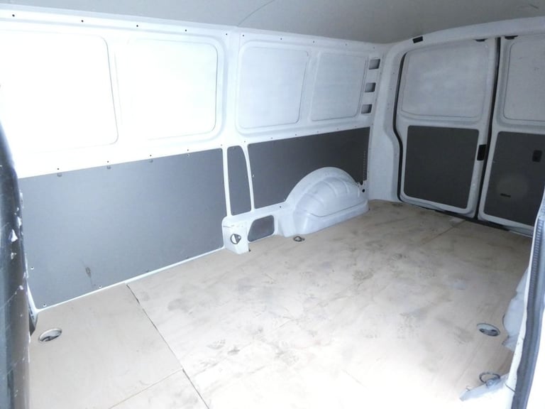 2021 Volkswagen Transporter T32 P/V BASE 110 BHP PANEL VAN ELECTRIC Automatic