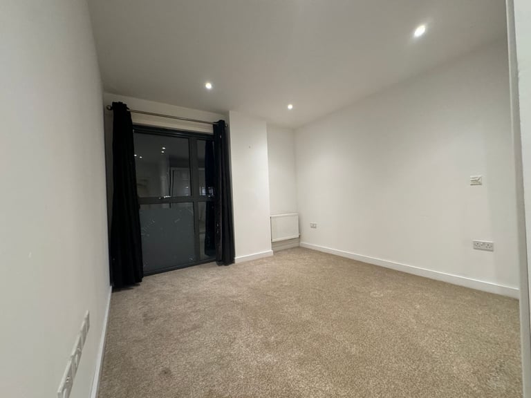 Stylish One-Bedroom Apartment – Imperial Drive, Rayners Lane, Harrow, HA2 