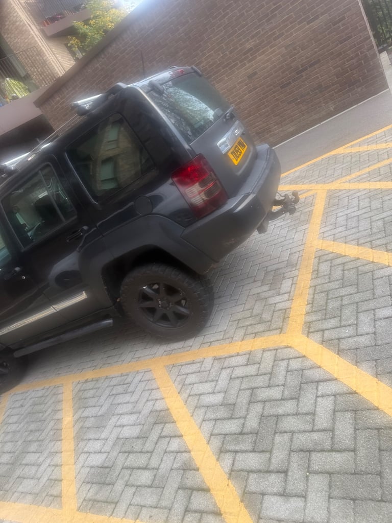 Jeep, CHEROKEE, Estate, 2009, Manual, 2777 (cc), 5 doors