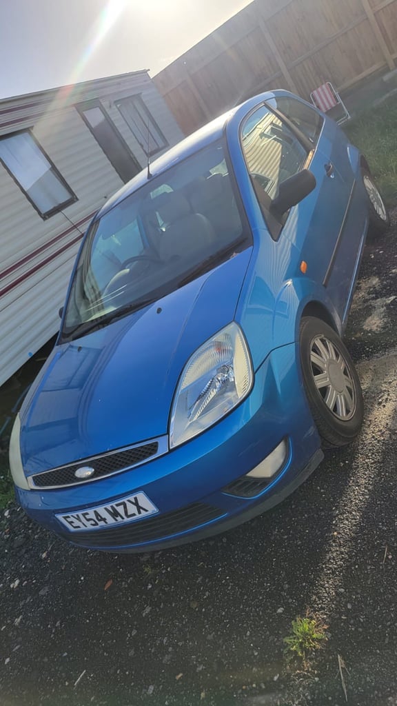 2004 Ford Fiesta Ghia