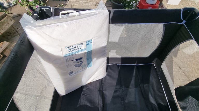 Redkite Travel Cot
