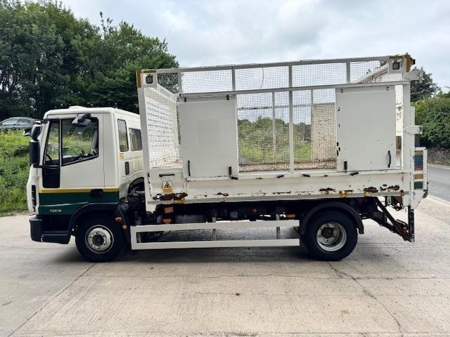 2014 Iveco Eurocargo 75E16 ULEZ 13ft3 caged tipper colun tail-lift 54kms