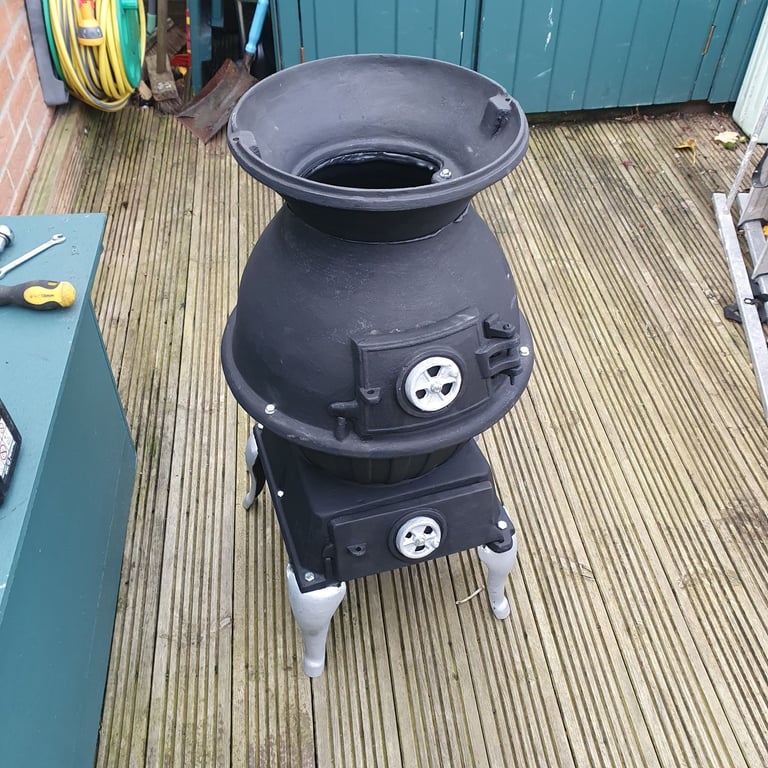 Pot belly cast iron stove 