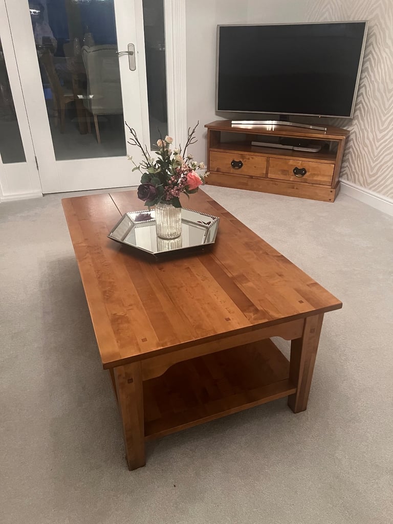 Laura Ashley Garrat Honey Gold coffee table