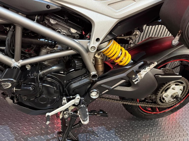 2015 Ducati Hyperstrada 821 821 Euro 3