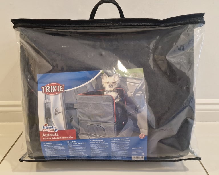 Trixie "Friends on Tour" Car Seat for dogs
