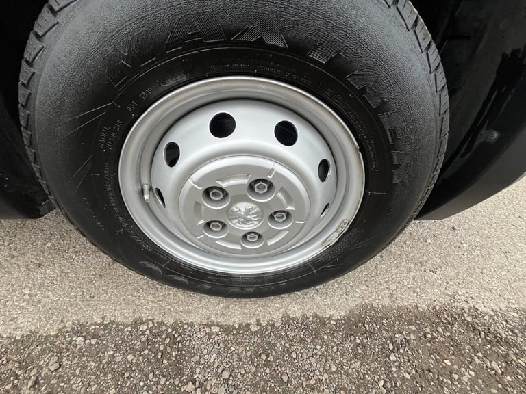 2021 71 PEUGEOT BOXER 2.2 BLUEHDI 435 PROFESSIONAL PANEL VAN 5DR DIESEL MANUAL L