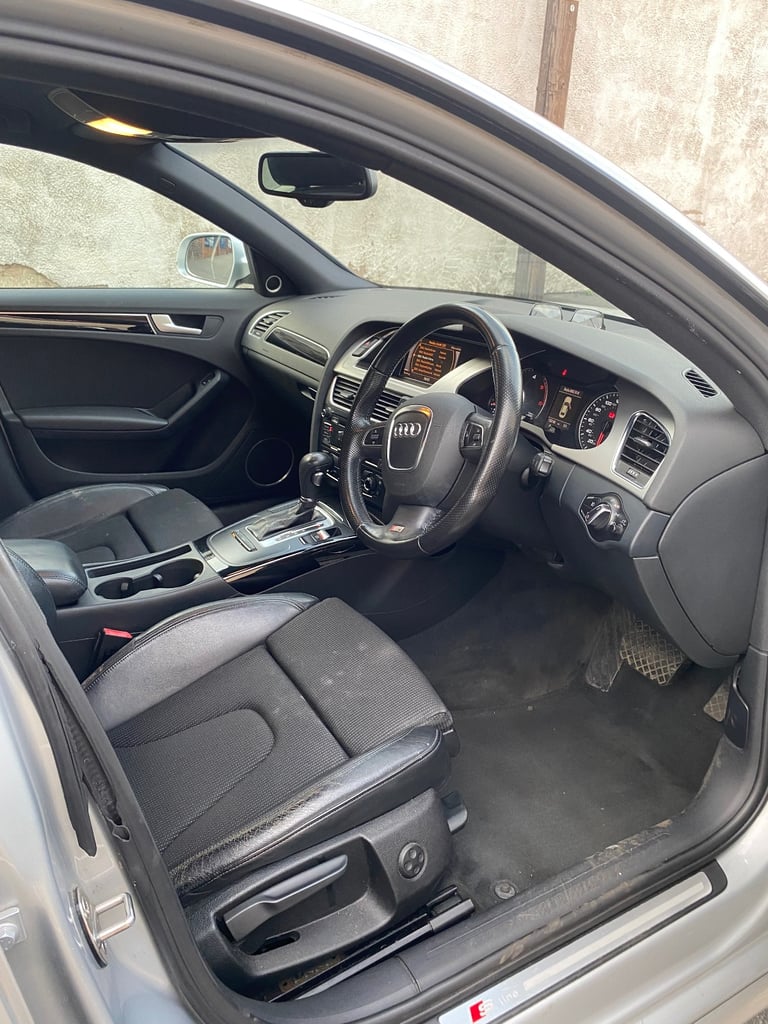 Audi, A4, Saloon, 2012, Semi-Auto, 1968 (cc), 4 doors