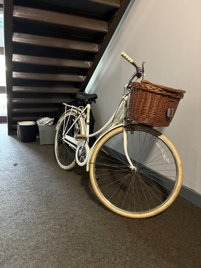 Vintage RALEIGH ‘Caprice’ Bike - With Basket, Lock and New Lights