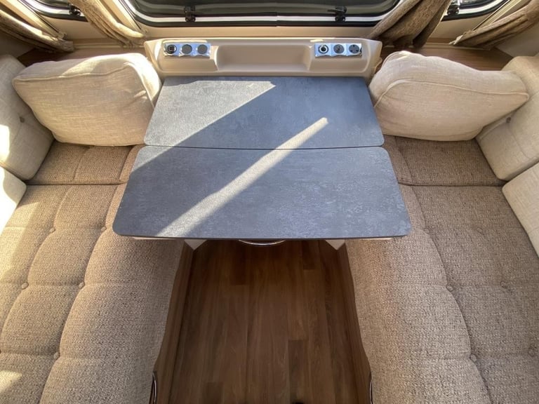 2022 SWIFT SPRITE SUPER QUATTRO FB TOURING CARAVAN