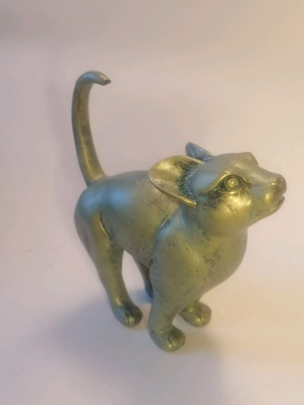 Cat Sculpture 7 inch. 