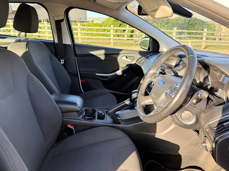 Ford, FOCUS, Hatchback, 2013, Semi-Auto, 1596 (cc), 5 doors