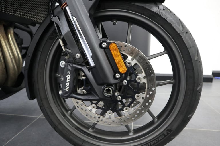 Triumph Tiger Explorer XRX. 2 Owners, Genuine Triumph Metal Side Boxes