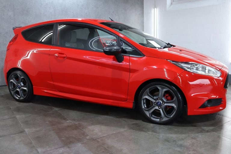 2015 Ford Fiesta 1.6 EcoBoost ST-2 3dr HATCHBACK PETROL Manual