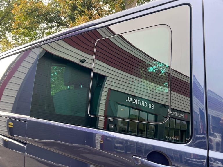 2015 Volkswagen Transporter 2.0 180PS Highline Kombi Van DSG WINDOW VAN Diesel Automatic