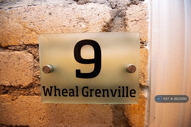 3 bedroom house in Camborne, Camborne, TR14 (3 bed) (#2623093)