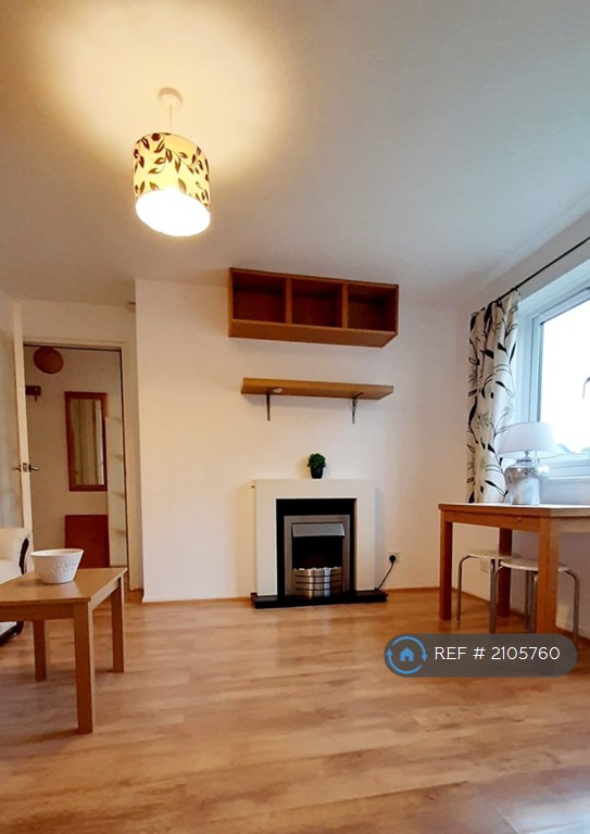 1 bedroom flat in John Silken Lane, London, SE8 (1 bed) (#2105760)