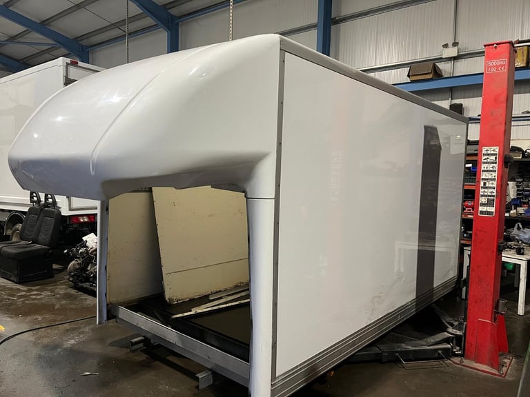 LUTON BOX BODY WITH TAIL LIFT FROM FORD TRANSIT MK8/9  FOR SALE 