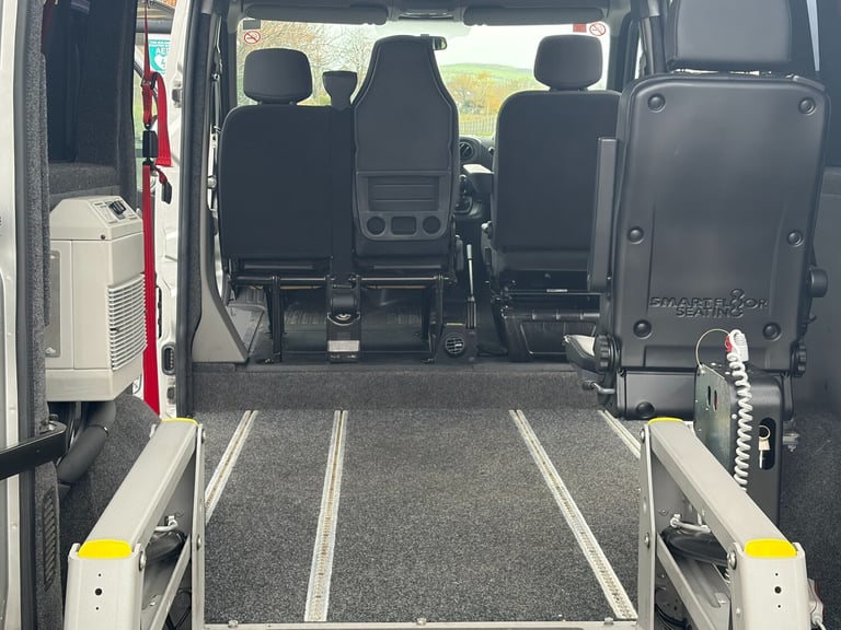 2017 Renault Master SL28dCi 110 Business WHEELCHAIR ACCESS/CAMPER PANEL VAN Diesel Manual