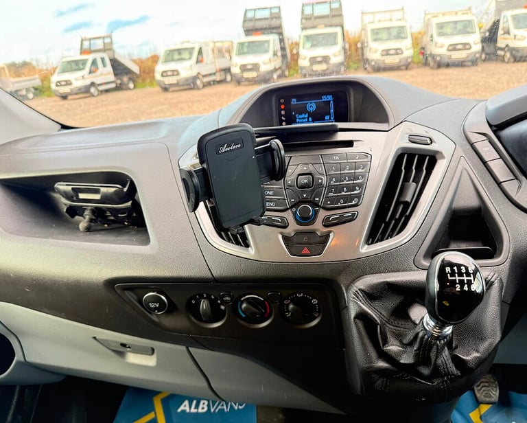 2013 Ford Transit Custom 2.2 TDCi 330 Trend Panel Van 5dr Diesel Manual L2 H1 (197 g/km, 123 bhp)...