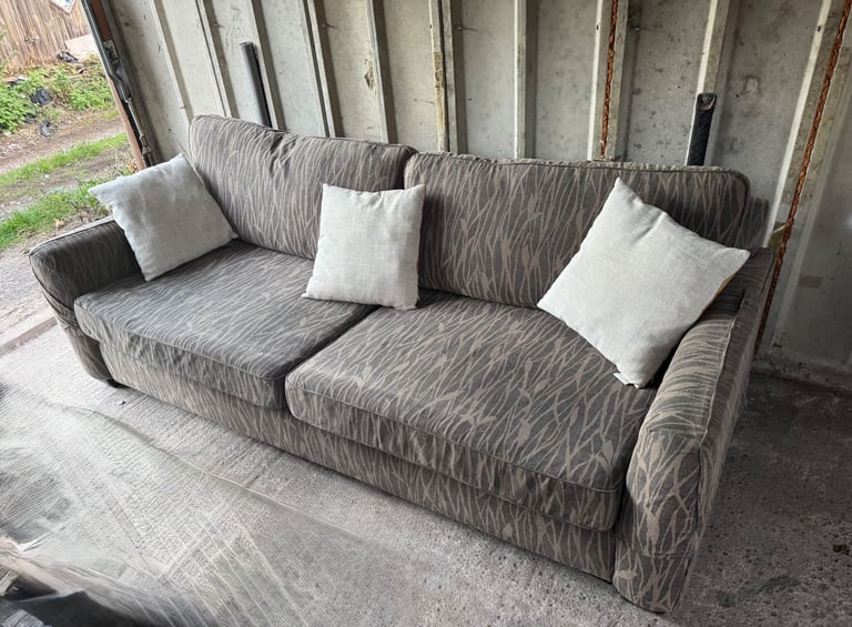 4 Seater Sofa - Delivery Available 