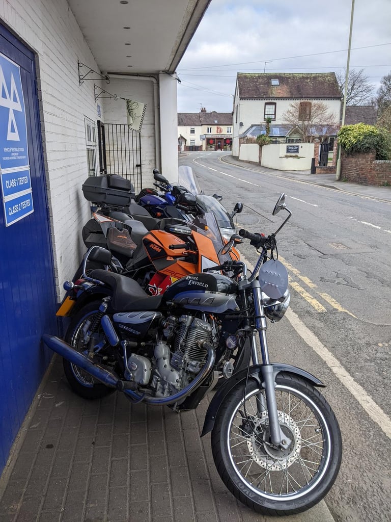 Royal Enfield 350 THUNDERBIRD