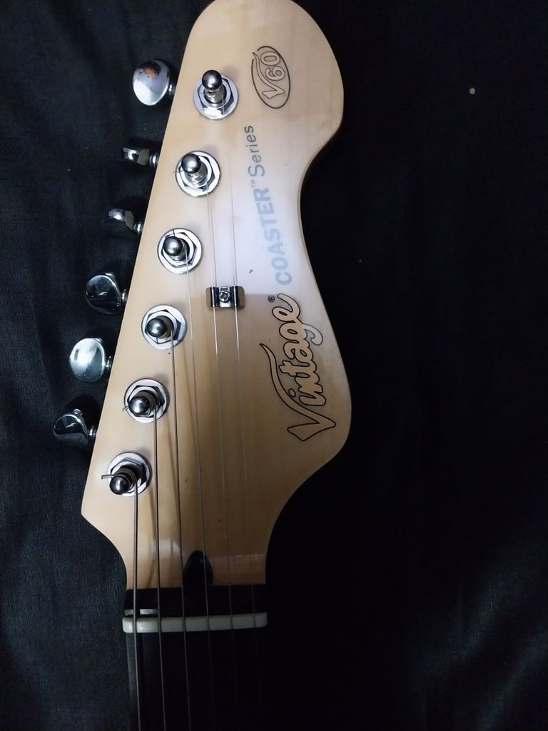 VINTAGE Coaster series full size electric guitar