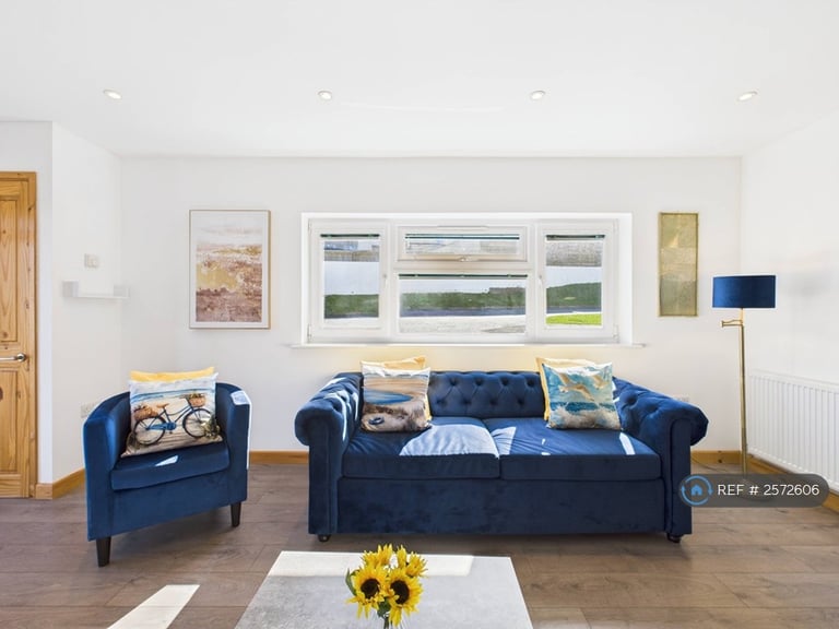 2 bedroom house in Surf View, Newquay, TR7 (2 bed) (#2572606)