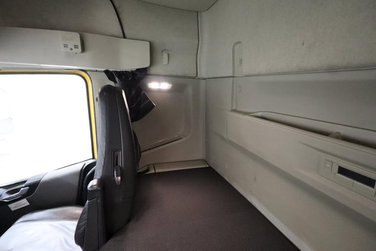 2019 (19 PLATE) Volvo FH460 6x2 Euro 6 Tractor Units