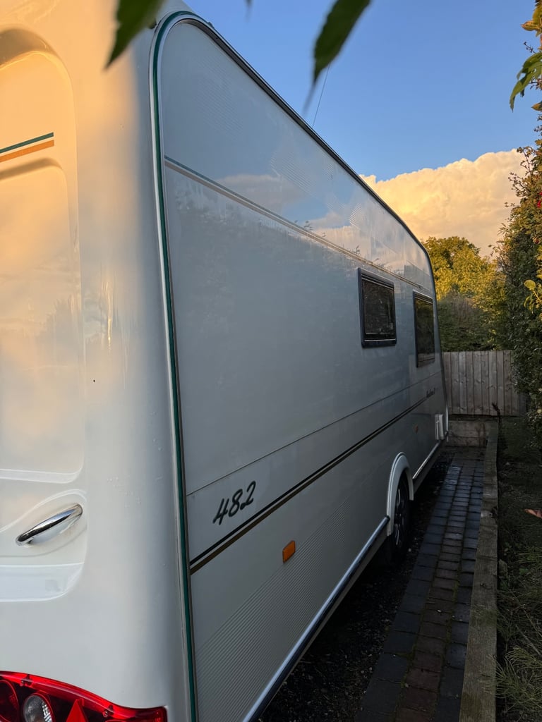 omega touring caravan 2 birth 