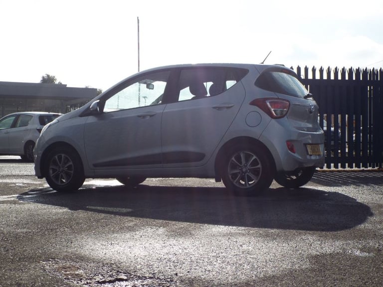 2014 Hyundai i10 1.0 Premium Hatchback 5dr Petrol Manual Euro 5 (66 ps) Hatchback Petrol Manual