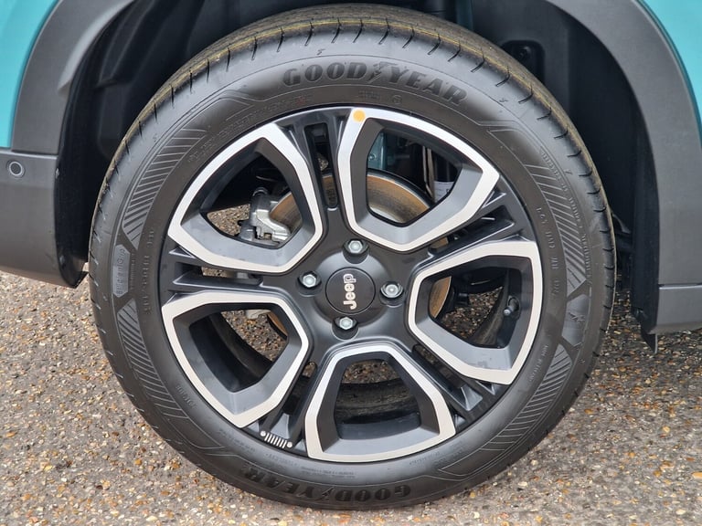 2024 Jeep Avenger 115kW Altitude 54kWh 5dr Auto Hatchback Electric Automatic