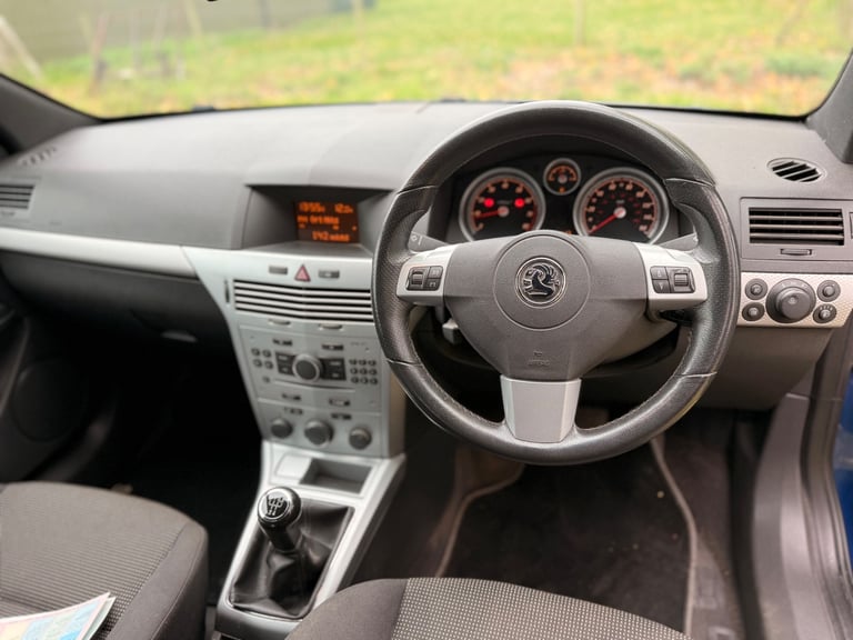 2010 VAUXHALL ASTRA SRI 