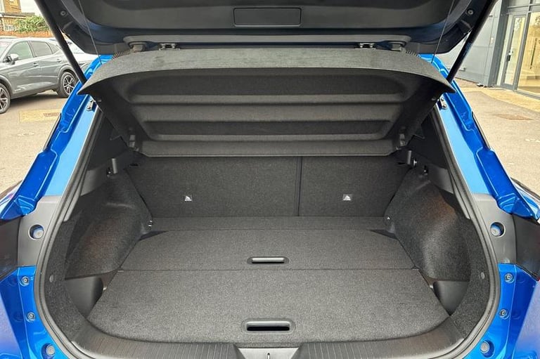 2021 Nissan Qashqai 1.3 DiG-T MH 158 N-Connecta [Glass Rf] 5dr Xtronic Automatic Hatchback Petrol...