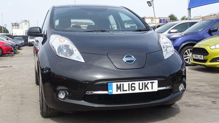 image for NISSAN LEAF 30kWh Acenta Black Auto Electric 2016
