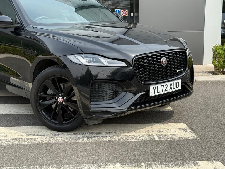 2022 Jaguar F-Pace 2.0 D200 MHEV R-Dynamic Black SUV 5dr Diesel Auto AWD Euro 6 (s/s) (204 ps) ES...