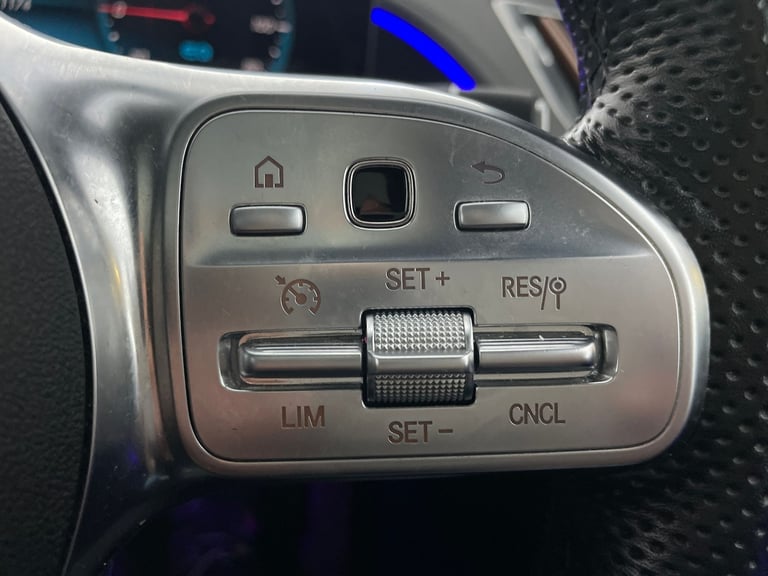 2021 Mercedes-Benz EQC EQC 400 80kWh AMG Line (Premium Plus) SUV 5dr Electric Auto 4MATIC (408 ps...