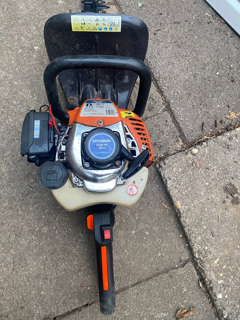 Used Hyundai Hedge trimmer 