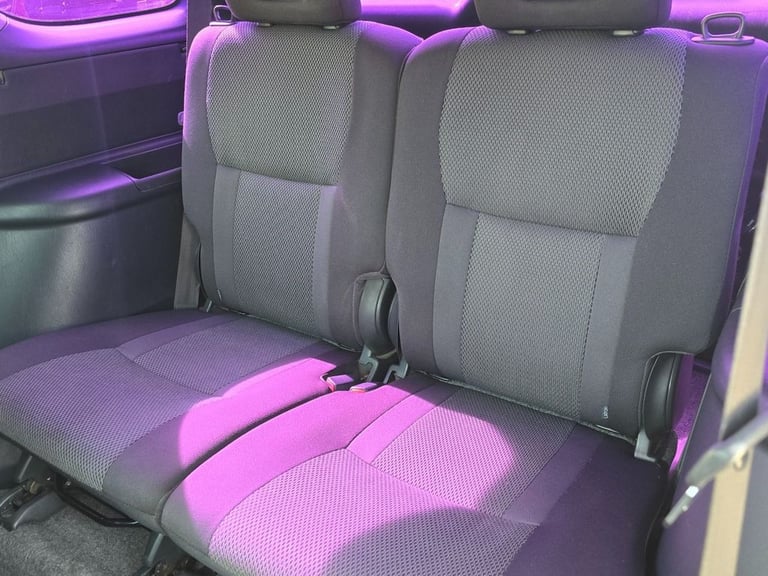 2004 Toyota RAV4 2.0 XT3 3dr ESTATE PETROL Manual