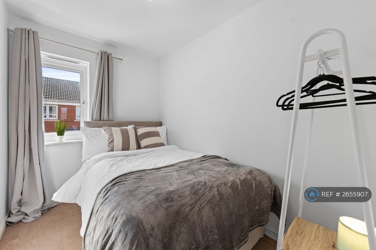 3 bedroom house in Birkby Close, Hamilton, Leicester, LE5 (3 bed) (#2655907)