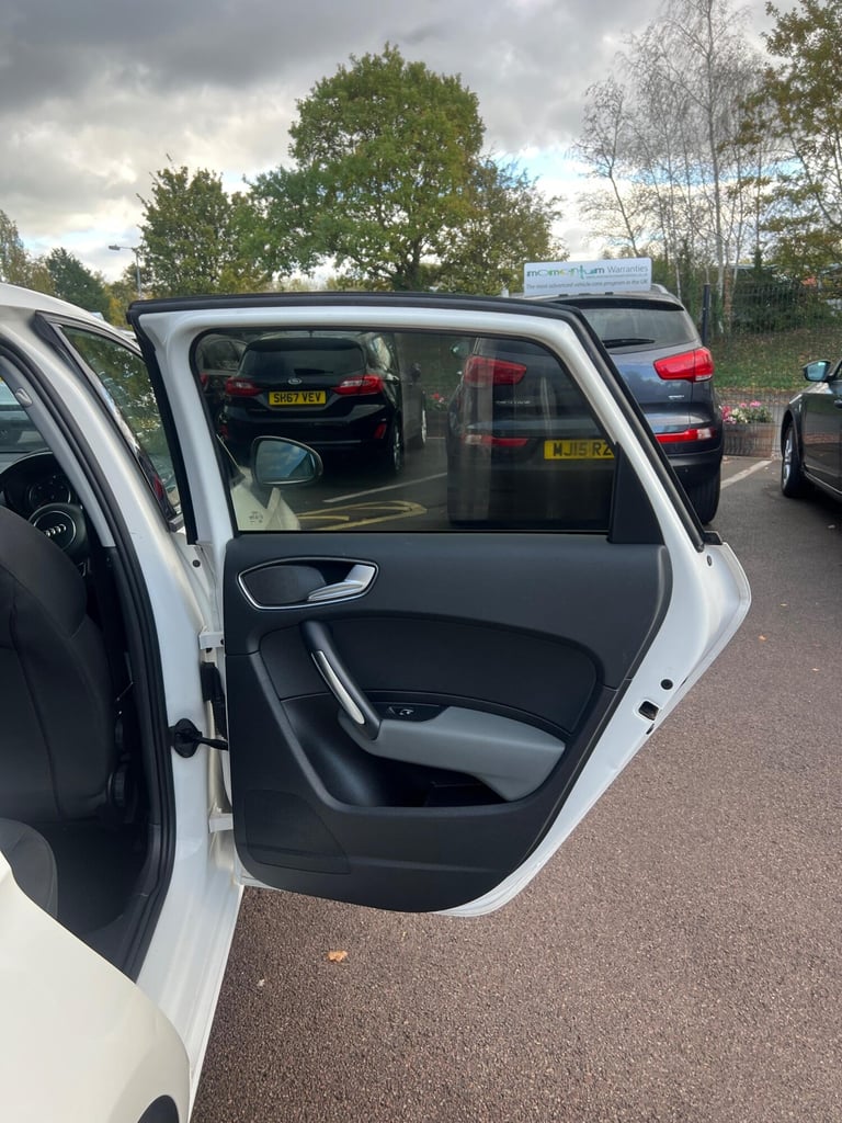 2015 Audi A1 1.6 TDI Sport Sportback Euro 6 (s/s) 5dr HATCHBACK Diesel Manual